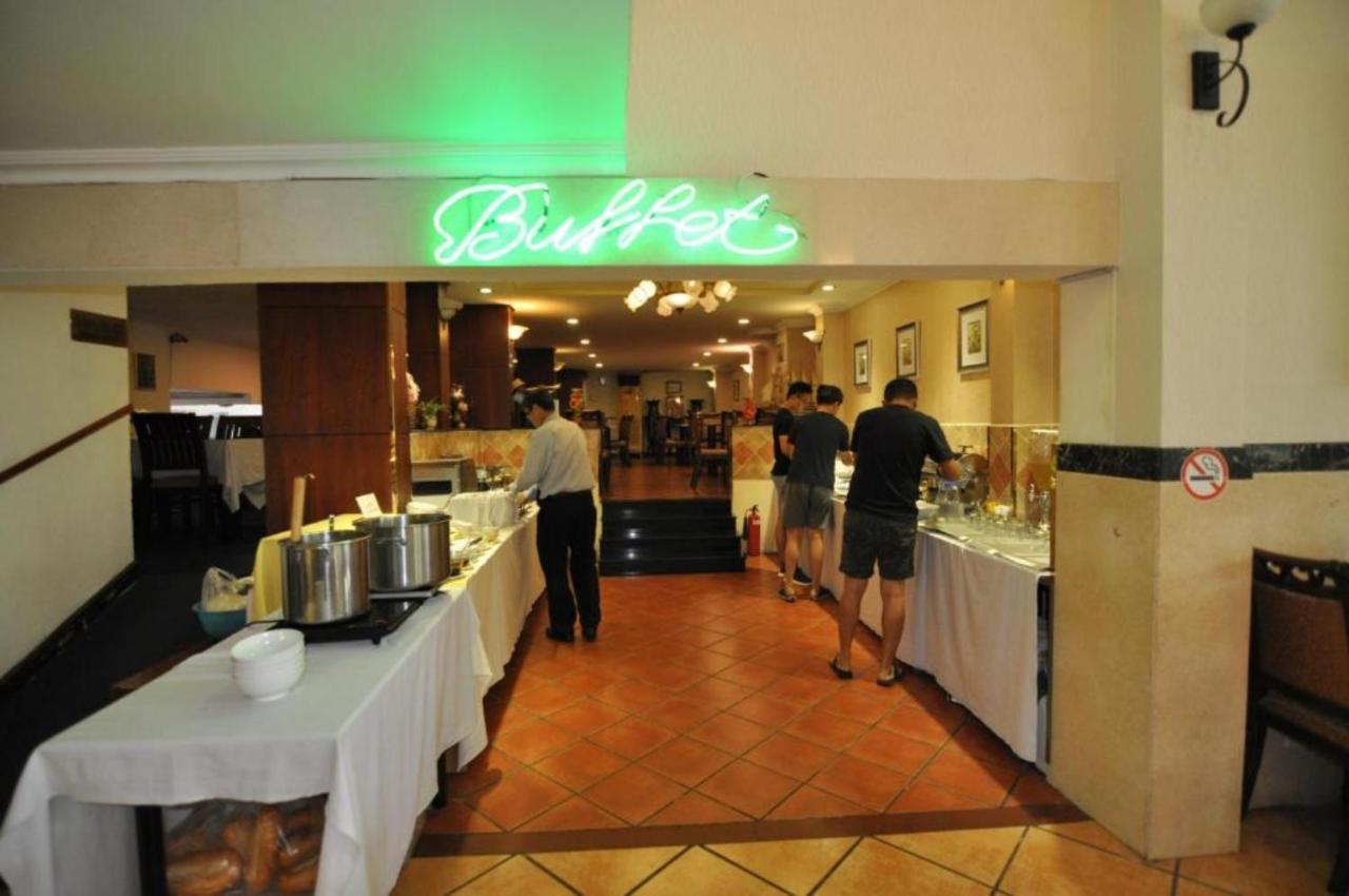 Hanz Vuon Saigon Hotel Хошимин Экстерьер фото